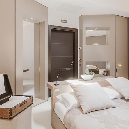 La Residenza Del Monaco Bianco Bed & Breakfast Matera Exterior photo