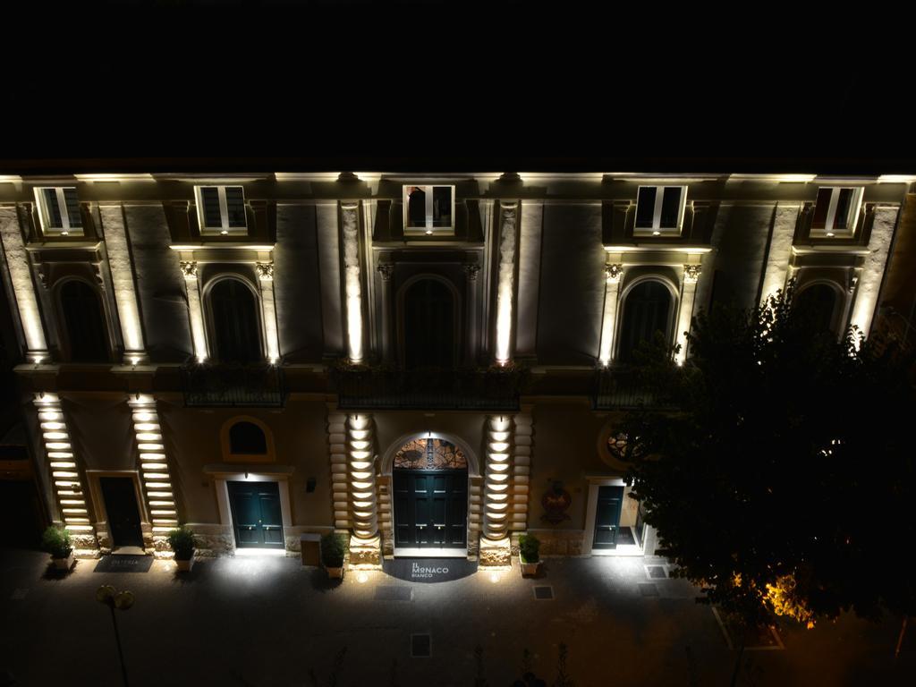 La Residenza Del Monaco Bianco Bed & Breakfast Matera Exterior photo