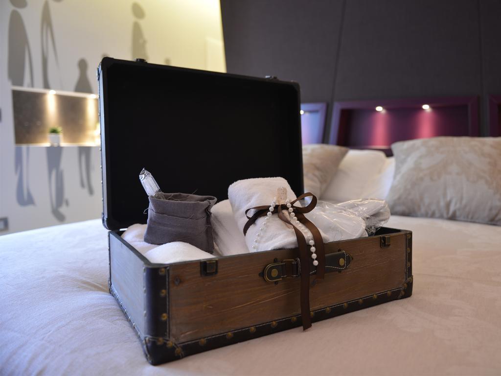 La Residenza Del Monaco Bianco Bed & Breakfast Matera Exterior photo